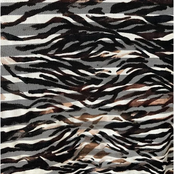 Dana Buchman Animal Print Blouse Size L - Picture 4 of 4